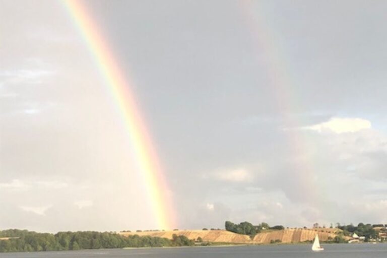 Regnbue over Kolding Fjord